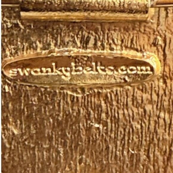 Swanky Belts Elephant Stone Buckle Leather Belt Medium 33-37